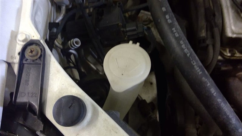 Driver Left Front Door Glass Fits 03-06 OUTLANDER 1704023