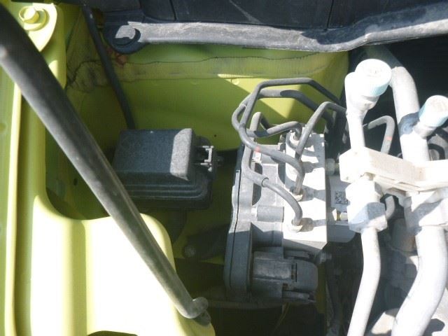 FIT       2016 Glove Box 1521122