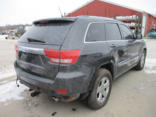 Grille Laredo VIN A 7th Digit Lower Fits 11-13 GRAND CHEROKEE 1230289