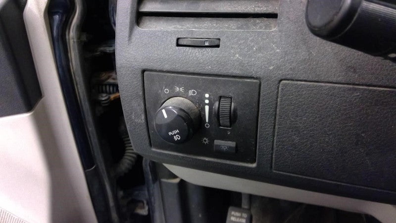 CARAVAN   2009 Dash/Interior/Seat Switch 1925623