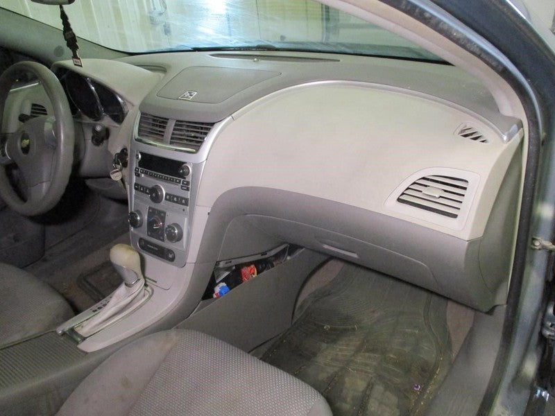 MALIBU    2009 Glove Box 2024461