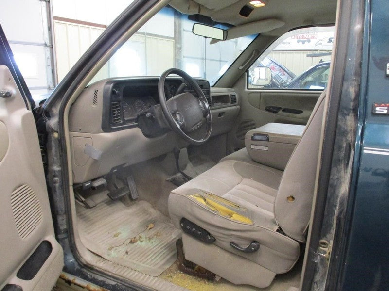 AC Condenser Fits 94-96 DODGE 1500 PICKUP 1904565