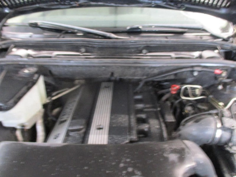 Carrier 3.0L Front Fits 03-06 BMW X5 1733428