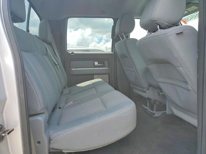 F150      2013 Front Door Trim Panel 2036903