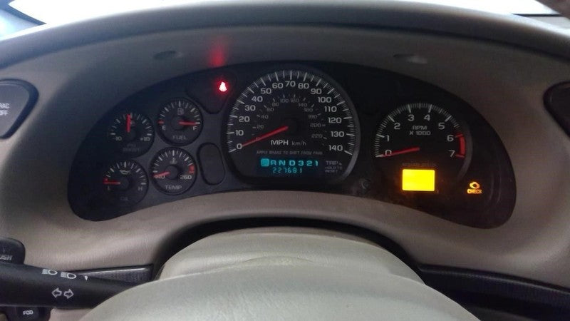 Speedometer Cluster US Opt UH8 Fits 02-05 MONTE CARLO 1939716