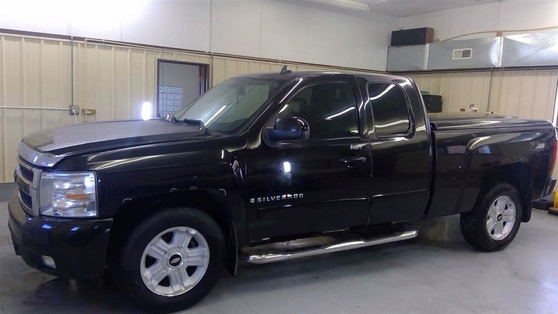 SILV15NEW 2007 Engine Cover 1632000