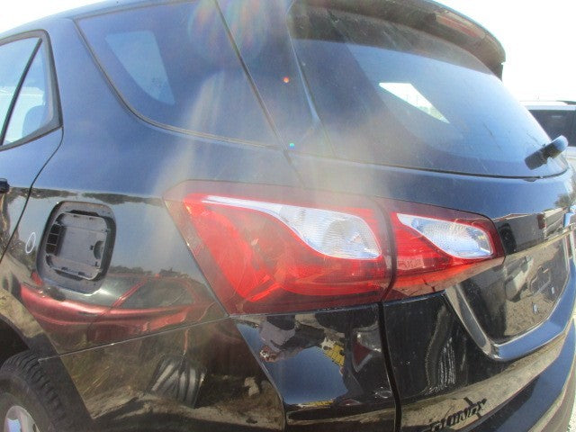 EQUINOX   2019 Glove Box 1521922
