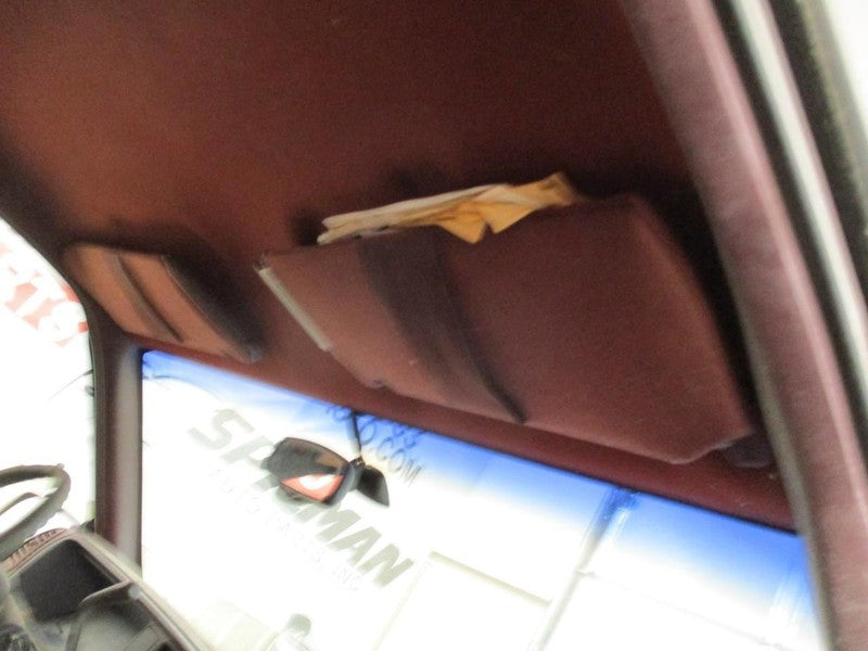 TGMC3500  1998 Sun Visor 1660303