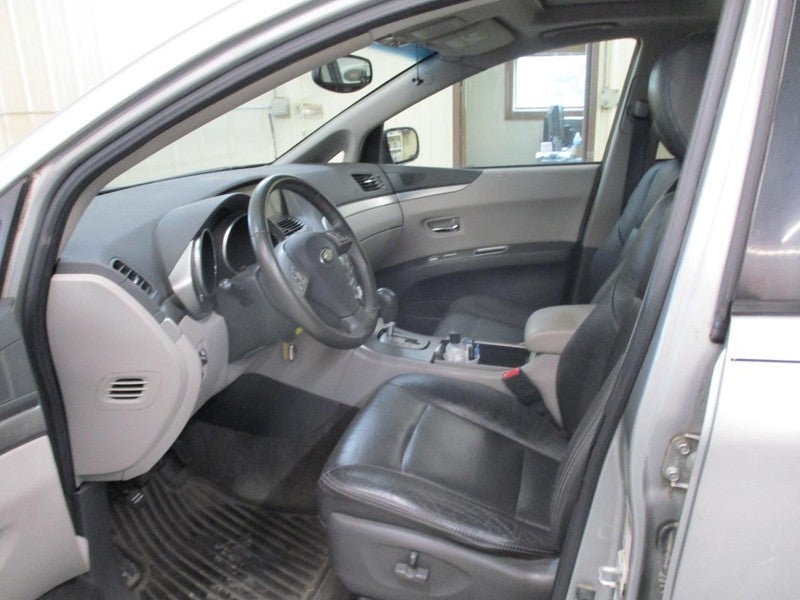 Grille Center Fits 06 TRIBECA 2016306