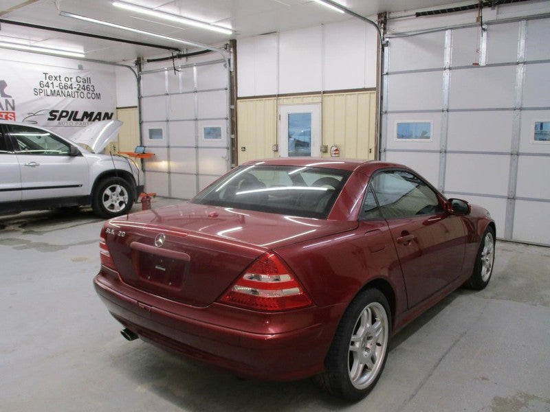 Passenger Tail Light 170 Type SLK230 Fits 01-04 MERCEDES SLK 1908663