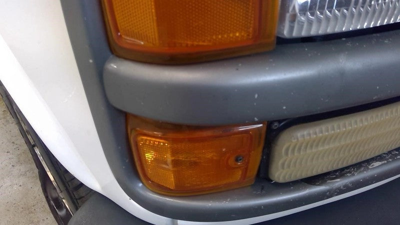 Passenger Corner/Park Light Side Marker Lower Fits 96-02 SAVANA 1500 V