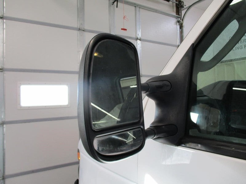 E350SD    2011 Glove Box 1734237