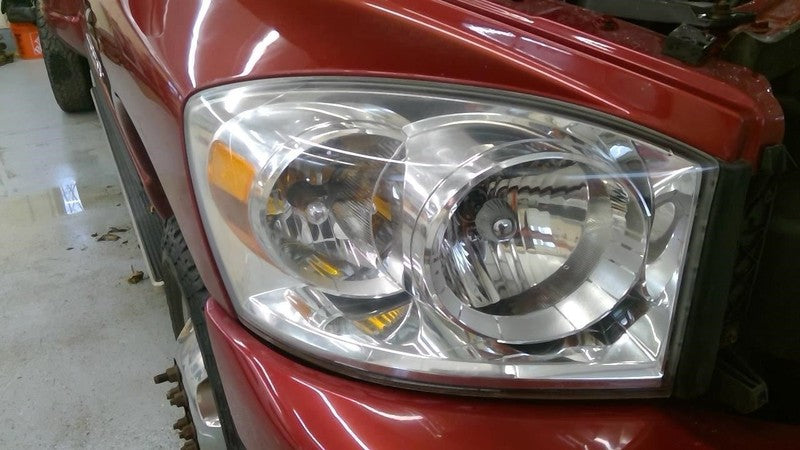 Passenger Headlight Chassis Cab Fits 07-10 DODGE 3500 PICKUP 1722991