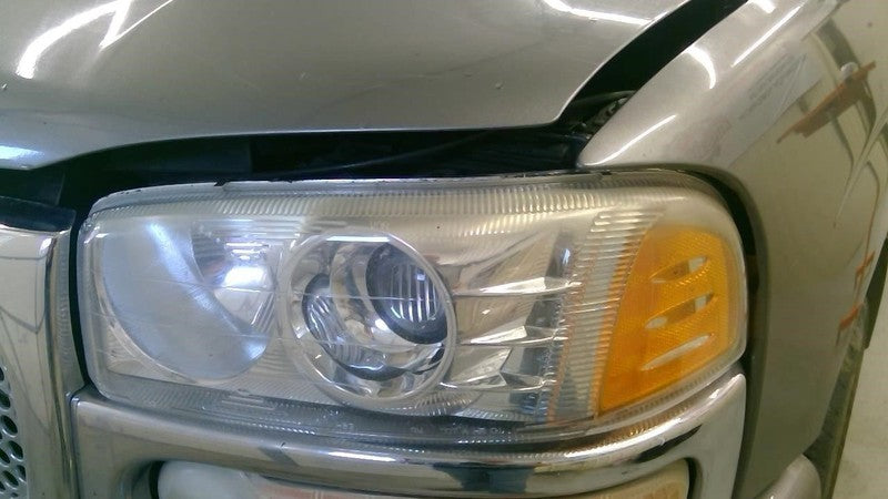 Driver Headlight Classic Style Fits 02-07 SIERRA DENALI 1898859