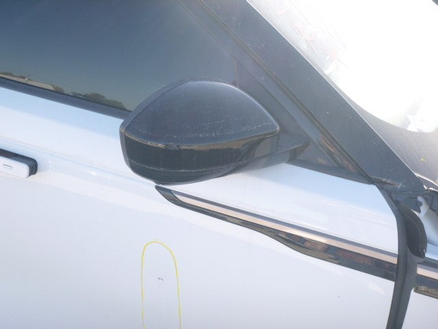 VELAR     2021 Door Trim Panel Rear 1611748
