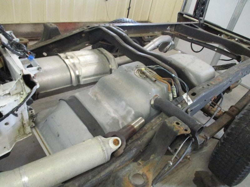 Power Brake Booster Vacuum Fits 95-96 CHEVROLET 1500 PICKUP 1921676