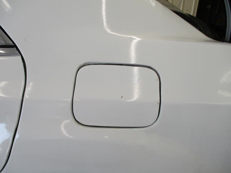 300       2016 Glove Box 1664767