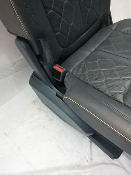 GRANDWGNR 2022 Seat Rear 1497482