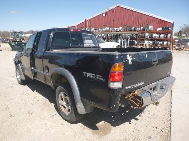 TUNDRA    2002 Keys/Latches/Locks 1559758