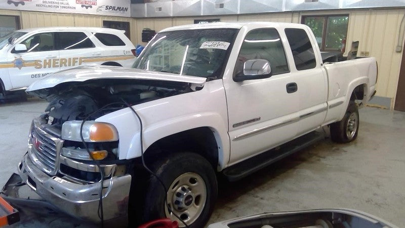 Starter Motor Fits 00-05 SIERRA 2500 PICKUP 2015481