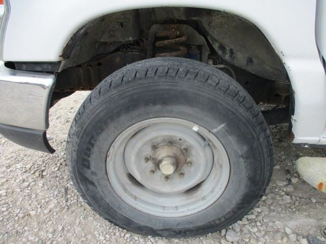Rear Axle 9.75" Ring Gear Semi-floating Axle Fits 09-14 FORD E250 VAN 