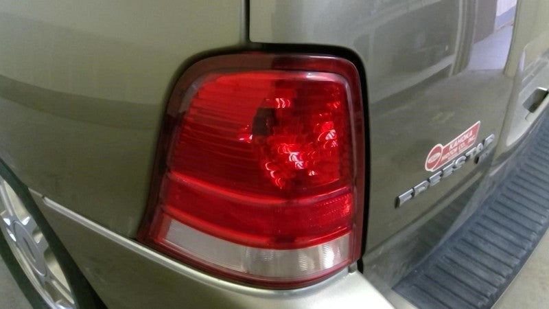 Driver Left Tail Light Fits 04-07 FREESTAR 1910302