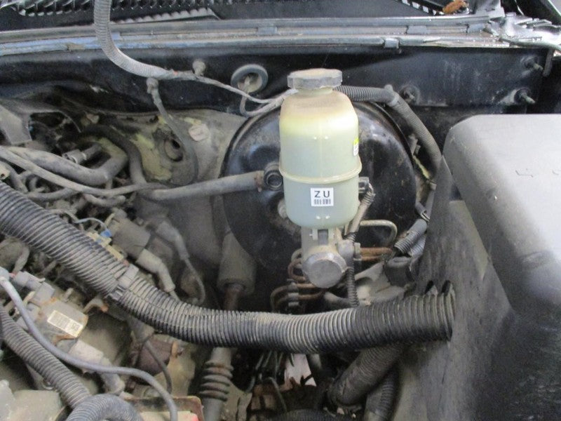 AC Compressor Fits 03-06 EXPRESS 1500 VAN 1894943