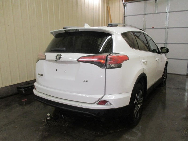 Passenger Tail Light Quarter Panel Mounted Without LED Fits 16-18 RAV4