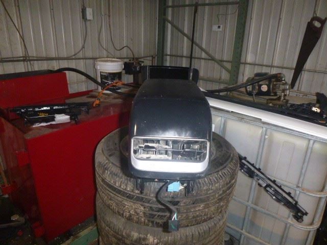 TESLA 3   2020 Console Front 1528314