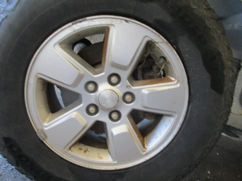 Passenger Right Front Knee Fits 08-12 LIBERTY 2051838