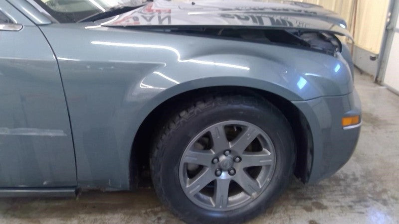 Carrier Rear RWD 3.5L 2.87 Ratio Fits 05-10 300 1888853