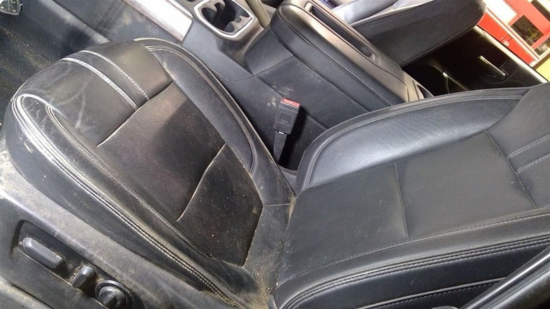 SILVRDO35 2022 Door Trim Panel Rear 1624299