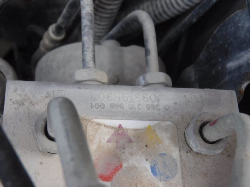 Passenger Right Door Handle Exterior Rear Fits 97-05 CENTURY 1046752