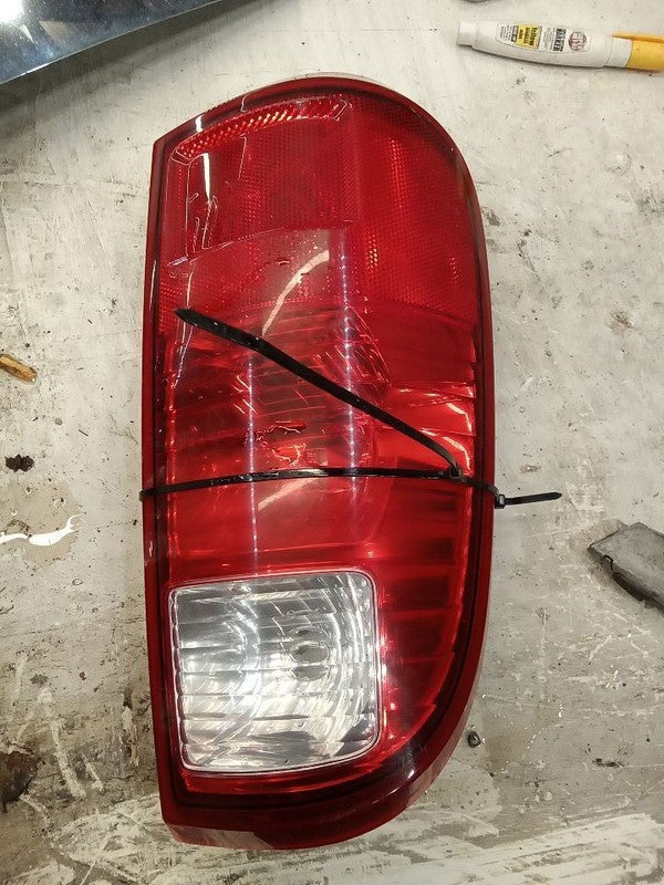 Driver Left Tail Light Pickup Fits 08-16 FORD F250SD PICKUP 1866224