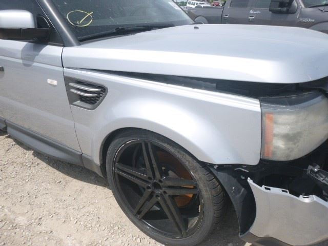 Grille Upper Hse Fits 10-11 RANGE ROVER SPORT 1624938