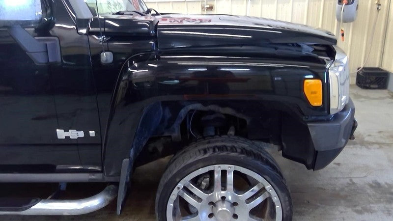 H3        2006 Seat Belt Rear 2028684