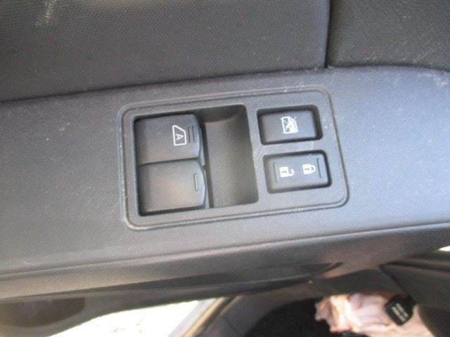 Driver Front Door Switch Driver's Lock And Window Fits 22-25 FRONTIER 