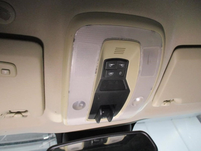 XC60      2013 Console Front 1990536