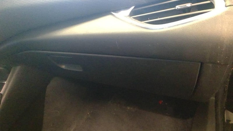 MALIBU    2019 Glove Box 1869662