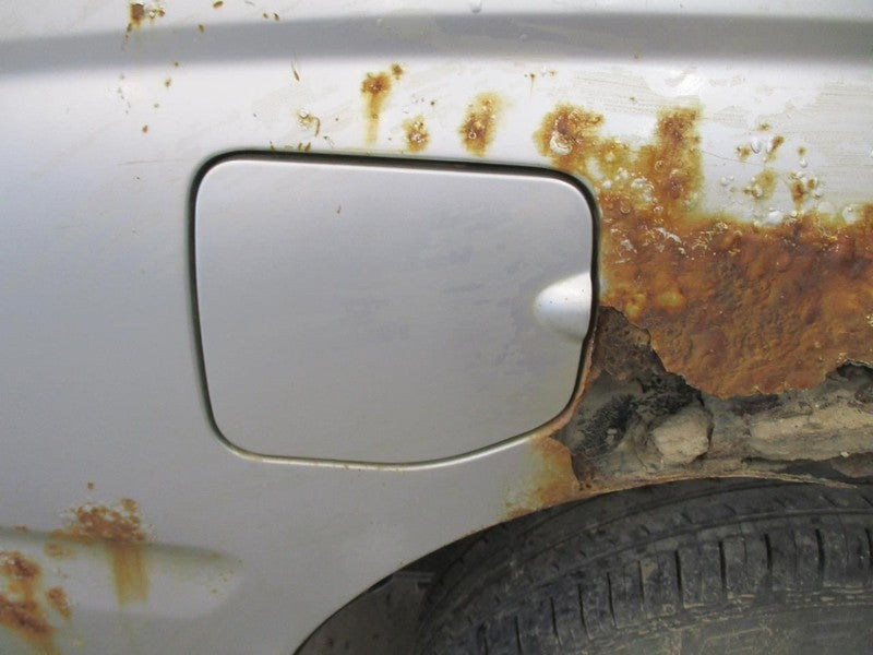 TACOMA    2003 Fuel Filler Door 1997399