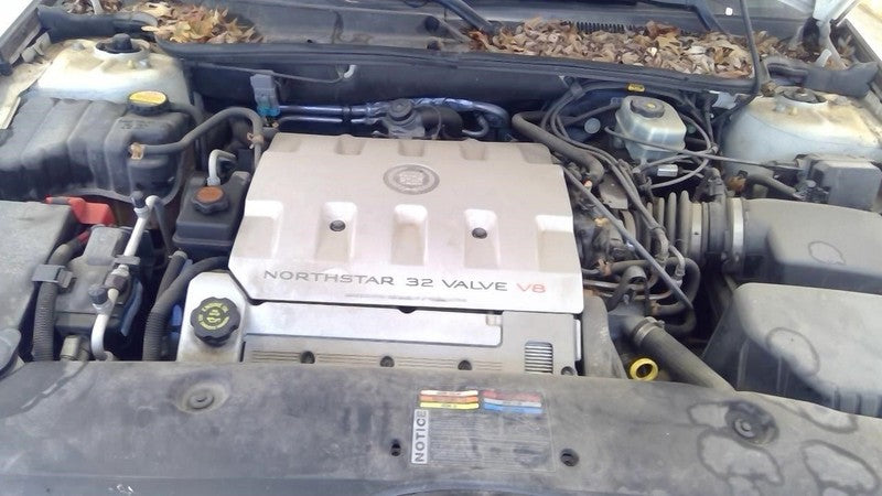 DEVILLE   2001 Engine Cover 1907399