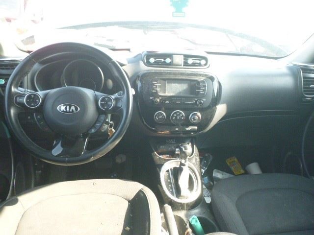 Driver Left Tail Light Model LED Fits 14-19 SOUL 1575673