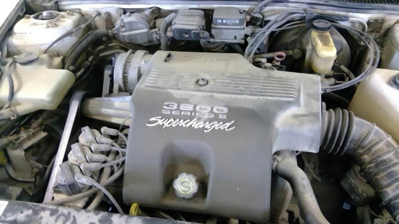RIVIERA   1998 Engine Cover 1923527