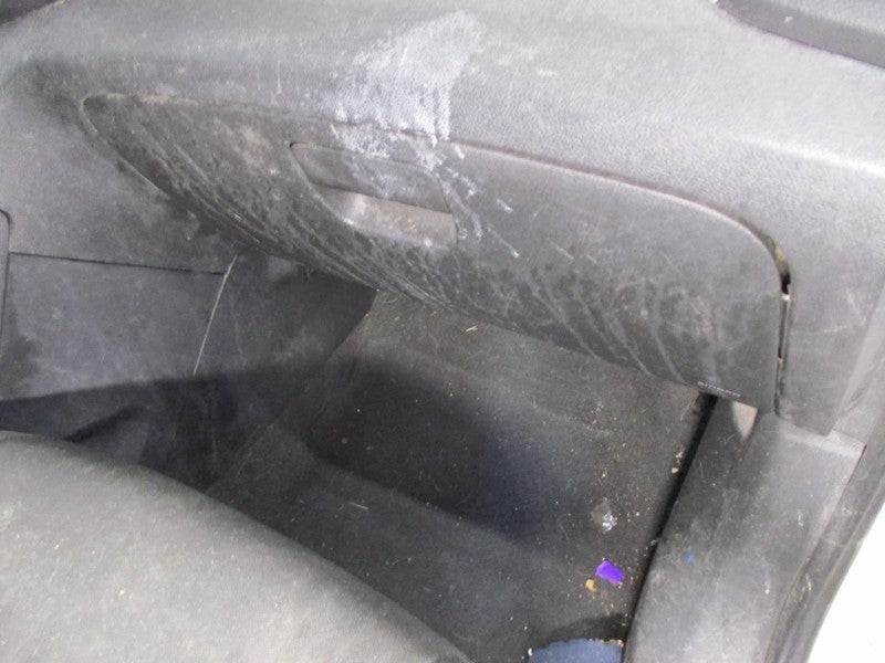 TRAX      2019 Glove Box 1873634