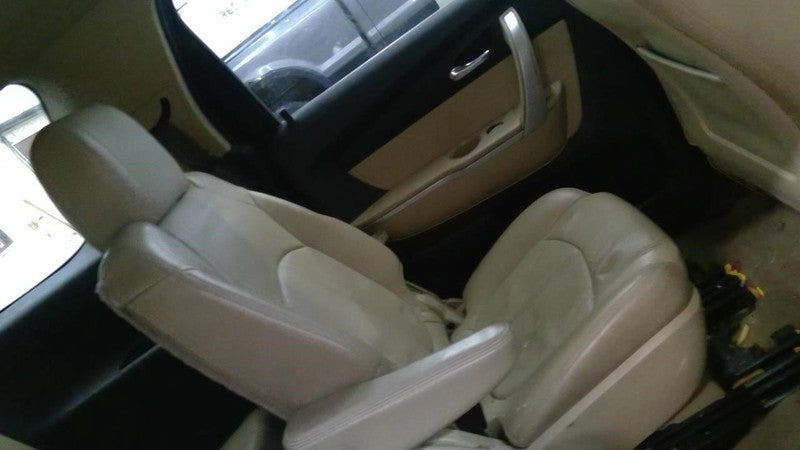 ACADIA    2012 Seat Rear 1871420