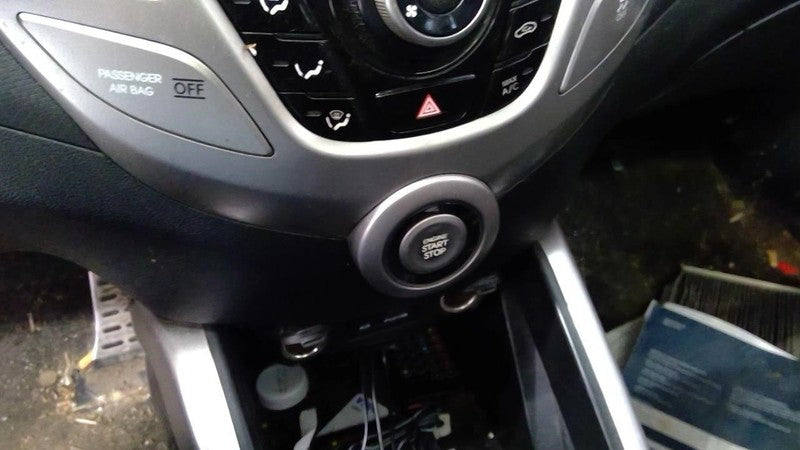 VELOSTER  2012 Dash/Interior/Seat Switch 2034524