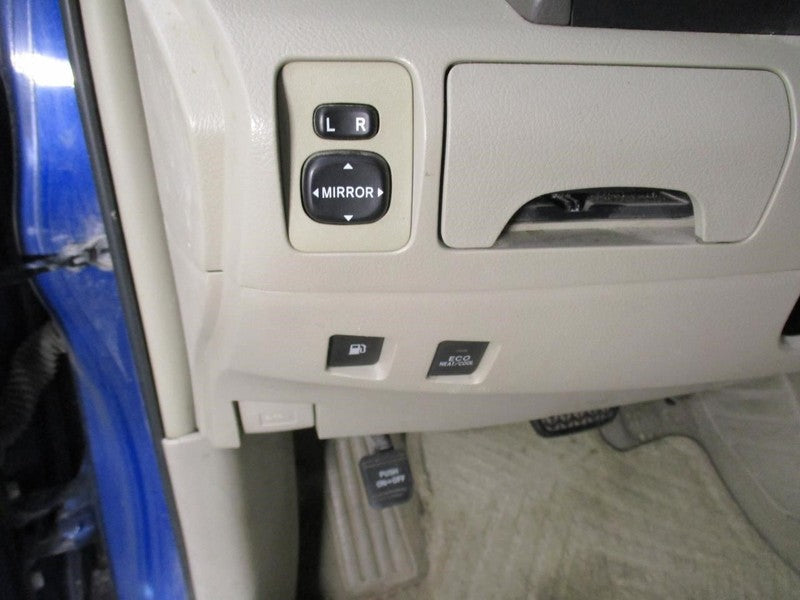 CAMRY     2009 Dash/Interior/Seat Switch 2035086