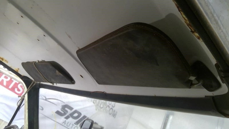 F250      1982 Sun Visor 1734760