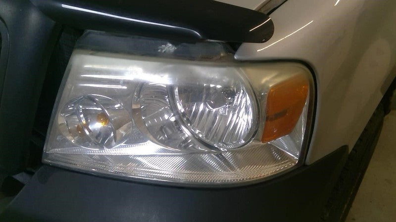 Driver Headlight Bright Background Fits 04-08 FORD F150 PICKUP 1937862