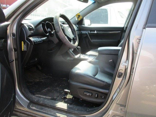Grille Chrome Grille Surround Fits 11-13 SORENTO 1585122